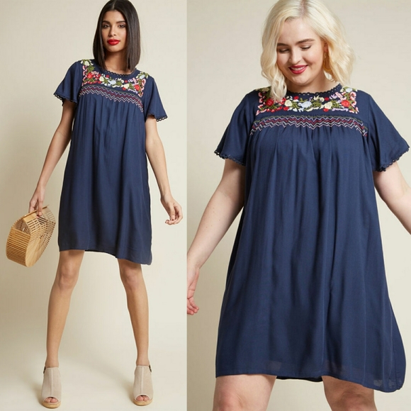 Modcloth Dresses & Skirts - Modcloth Peace and Lovely Embroidered Shift Dress